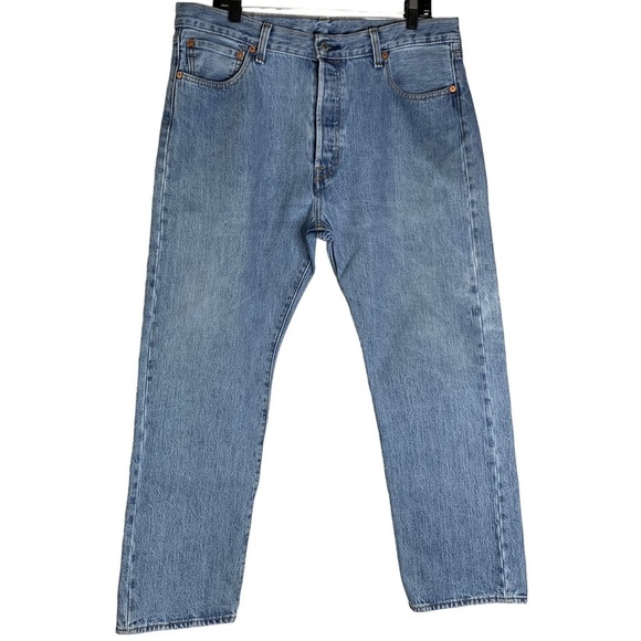 Men’s 501 Button Fly Levi’s Size 36”X 30” Excellent Pre Owned Condition No Flaws - Picture 1 of 5